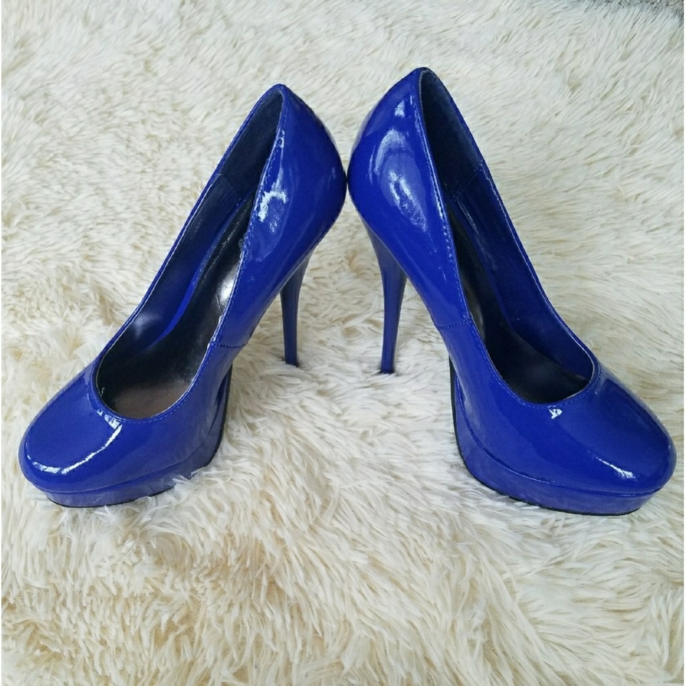 NWOT Charlotte Russe Heels